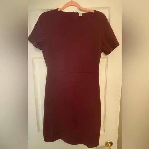 Old Navy burgundy dress - Picture 1 of 3